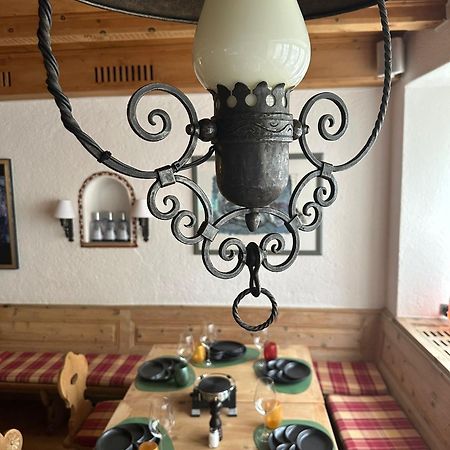 Poschiavo Suisse Hotel & Traditional Fondue Stube ภายนอก รูปภาพ
