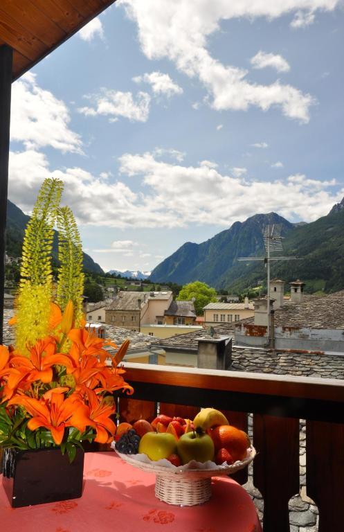 Poschiavo Suisse Hotel & Traditional Fondue Stube ห้อง รูปภาพ