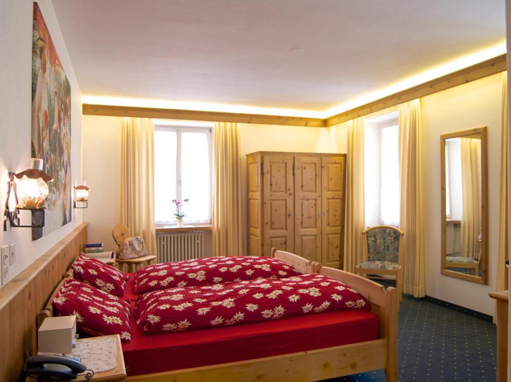 Poschiavo Suisse Hotel & Traditional Fondue Stube ห้อง รูปภาพ
