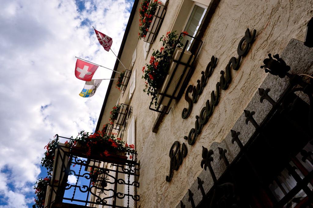 Poschiavo Suisse Hotel & Traditional Fondue Stube ภายนอก รูปภาพ