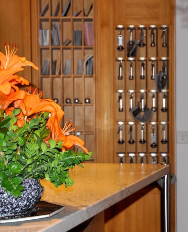 Poschiavo Suisse Hotel & Traditional Fondue Stube ภายนอก รูปภาพ